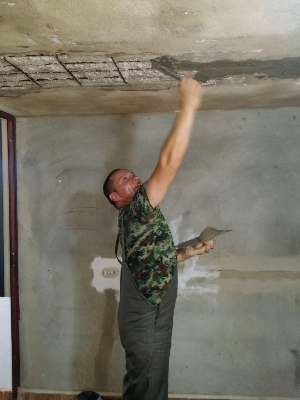 Renoviranje kuće u Deir Mimesu
